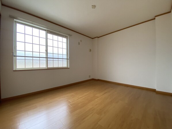 サニーレジデンスの物件内観写真